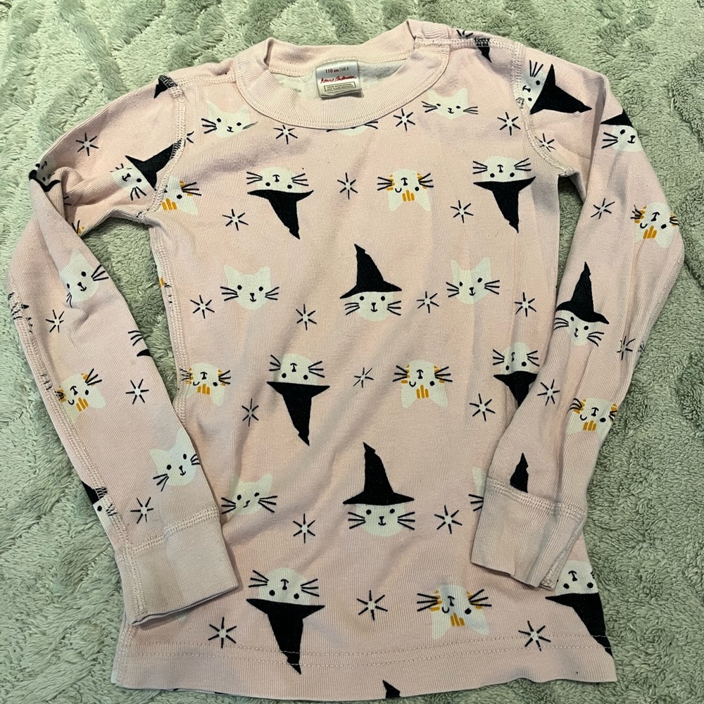 Girls 110 cm organic cotton pajamas set with Halloween witch cats pattern